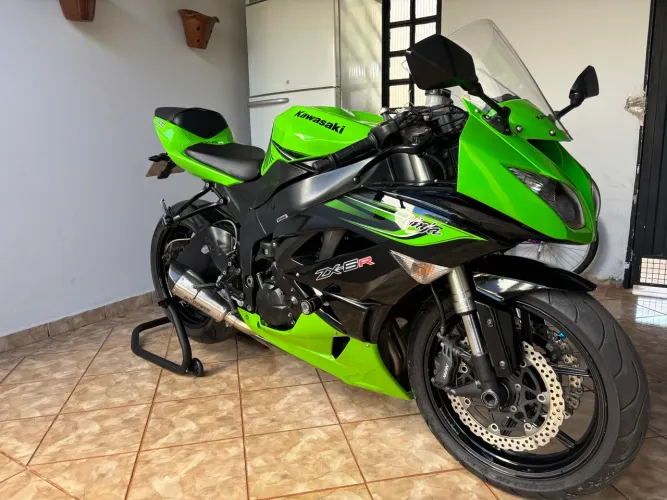 Kawasaki zx6r 2010/11