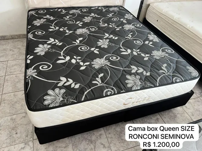 Cama box Queen Size Ronconi Semi-nova