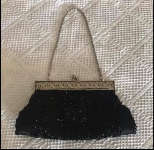 Bolsa bordada