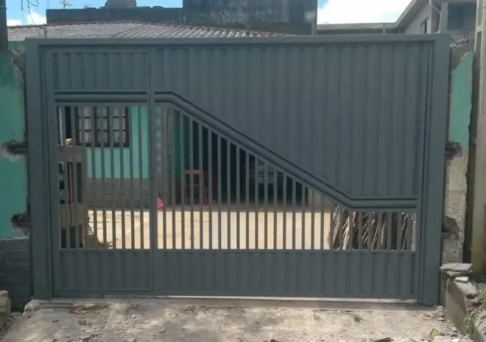 Modelo Lambril ondulado com ripamento vertical