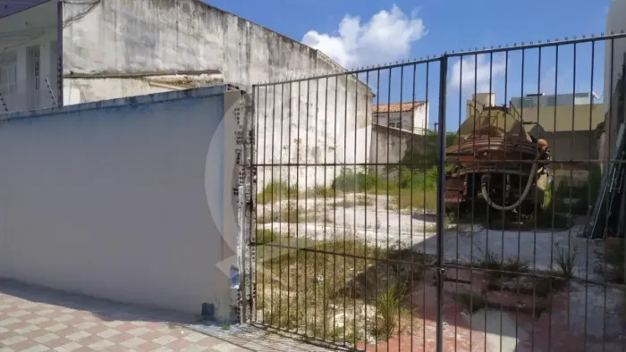 Terreno à Venda no Bairro São José ? 264m²