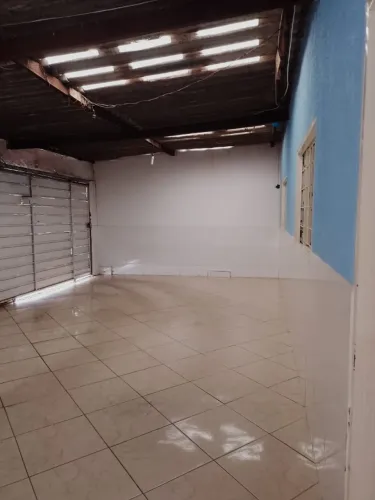 Casa a venda no Recanto das Emas com 2 Quartos Lote de Esquina - Aceita financiamento 