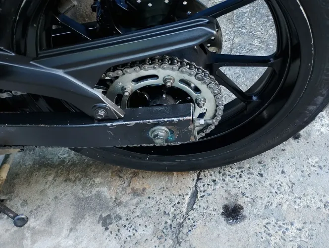 Vendo a moto valor 17mil 