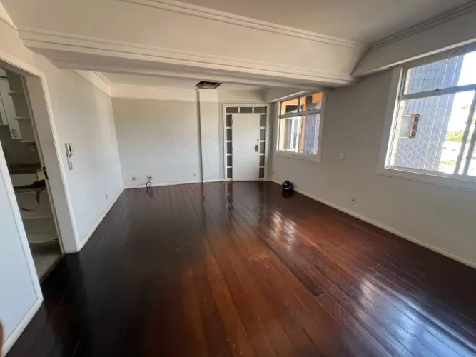 Apartamento para aluguel 4 quartos com1 suíte no Barreiro 2 vagas, portaria 24h