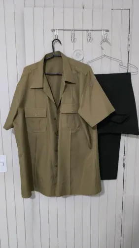 Calça V.O. e Camisa Bege Meia Manga - 8° A1