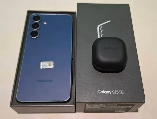 SMARTPHONE SAMSUNG GALAXY S25 FE + BUDS2 PRO