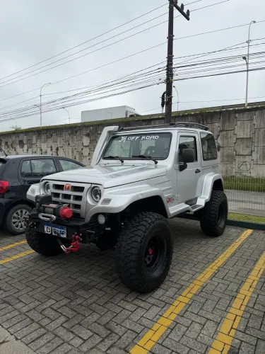 Troller T-4 4X4 3.0 TB Int. Cap. Rígida Diesel 2012