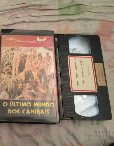 VHS O último mundo do canibais - Ruggero Deodato