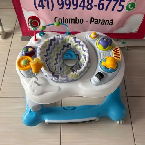 Andador e Jumper Musical Marca Cosco cor Azul, Regulagem de Altura, Estofado Higienizado