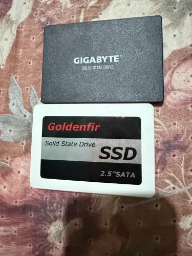 SSD Gigabyte 480GB + SSD Goldenfir 256GB - Funcionando Perfeitamente