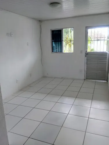 Alugo casa condomínio Rio Largo