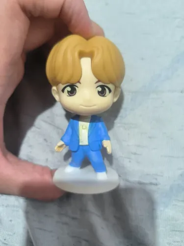 Boneco BTS Tiny Tan J Hope Mc Donald's