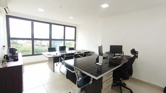 Sala comercial para venda e locação com 38 m² no Edifício The One Office Tower em Taubaté/