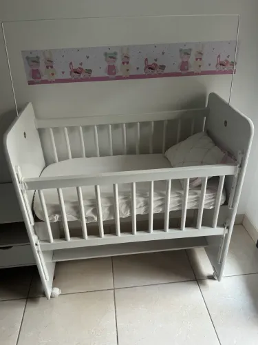 Vende-se Mini berço 