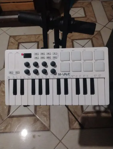 Controlador MIDI M-VAVE SMK-25 Bluetooth + Caixa Original | Estado de Novo