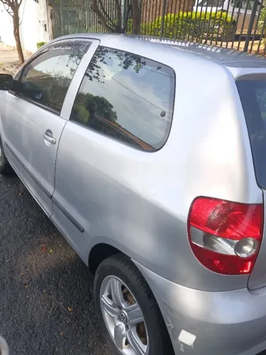Volkswagen Fox Plus 1.6mi/ 1.6mi Total Flex 8V 3P 2004