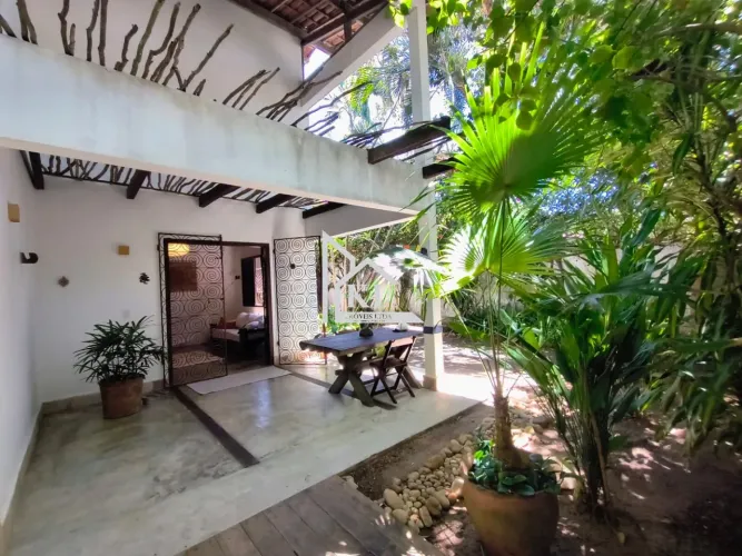 Casa duplex, de esquina em Ponta Negra - na Vila de Ponta Negra
