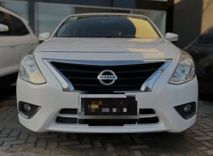 Nissan Versa Unique 1.6 16V Flex 4P Mec. 2016