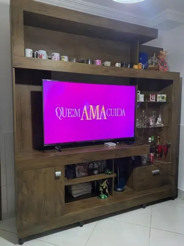 Estante para TV 50 polegadas Jatobá