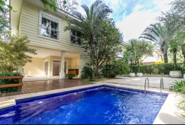 Casa em Condomínio - Alto da Boa Vista - 4 Suítes - 710,04m².