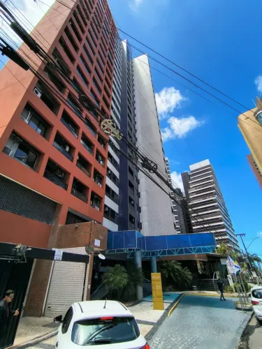 Alugo Flat Meireles a 150 m da Beira mar!