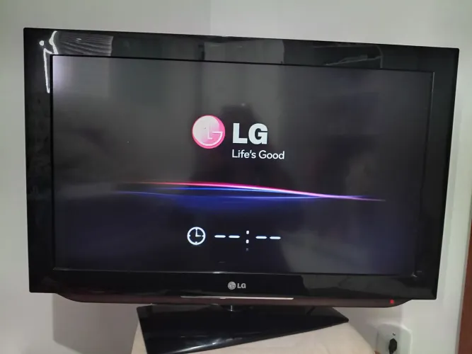 Vendo tv LG Led 32 polegadas