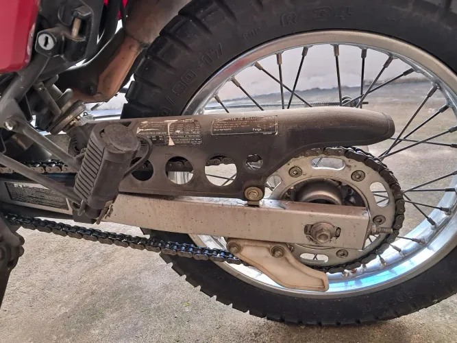 Moto Honda bros nxr 150 muito nova (para pessoas exigentes)