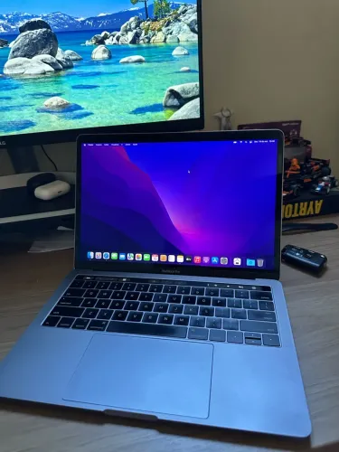 MacBook Pro i7 16 RAM 1TB SSD