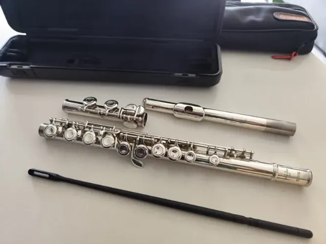 Flauta Transversal Yamaha 211