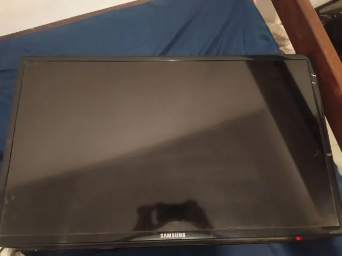 TV Samsung 32" (Modelo UN32EH5000) - Para Retirada de Peças