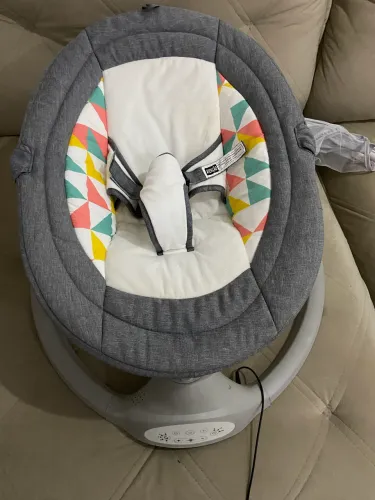 Vende cadeira de descanso/balanço com mosqueiro