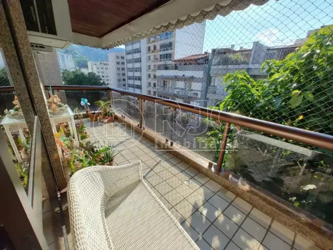 Raridade na Tijuca: Imóvel Exclusivo de 265m², 4 Quartos, para Quem Busca o Melhor em Qual