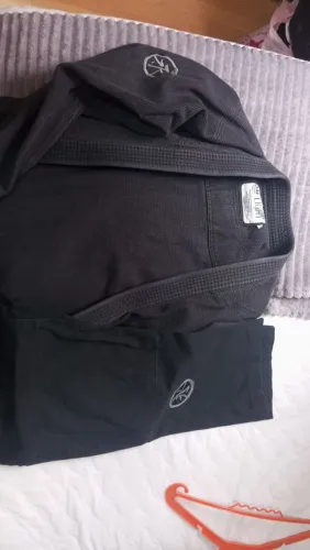 Kimono semi novo