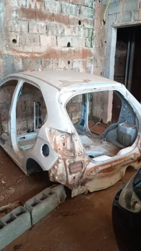 Ford Ka traseira completa Hatch