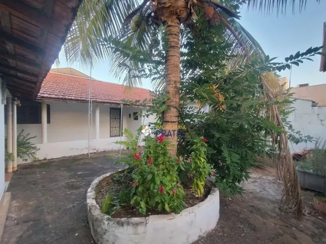 Edícula residencial para locação de fundos no Jardim Fuscaldo, excelente localização, a 50