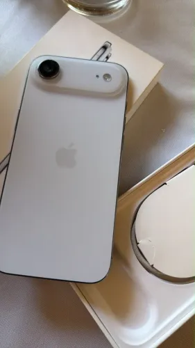 iPhone 17 Air 256GB SEMINOVO