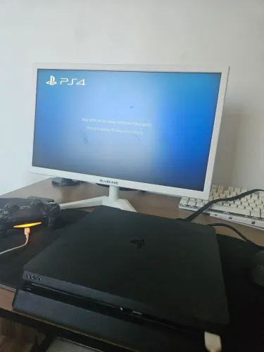 PlayStation 4 Slim