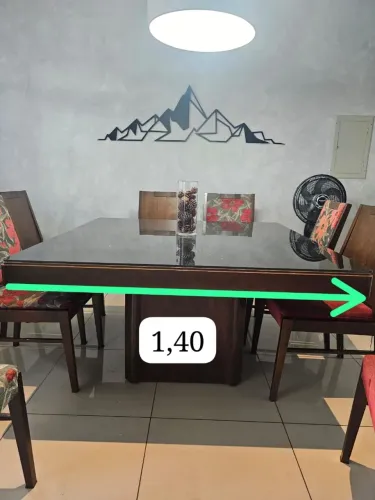 Mesa c/8 cadeiras + buffet - tampo de vidro