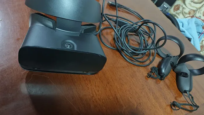 Oculus Rift S - Realidade Virtual Imersiva para PC