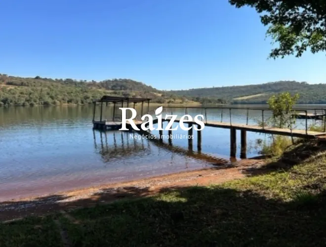 Rancho Miranda com acesso particular a Represa e Pier para Barco e Pesca