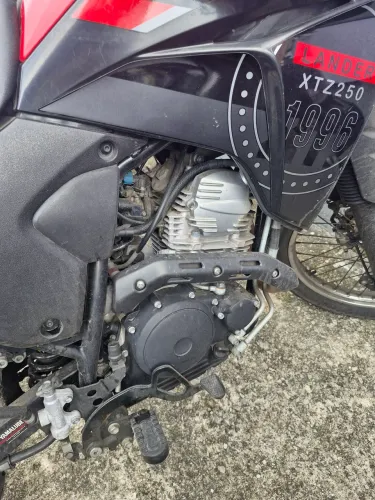 Moto bem conservada