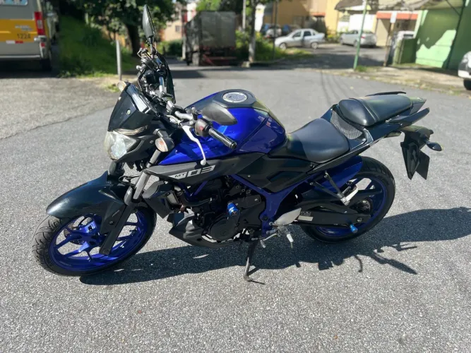 Vende-se MT03 abs