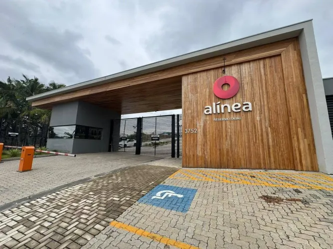 Lote/Terreno, 242.52M², à Venda por R$ 390.000,00 - Itajaí (Sc)