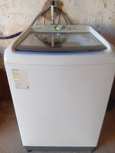 Vendo máquina consul16 funciona tudo 500$ barulho na centrífuga cophavila2 , *