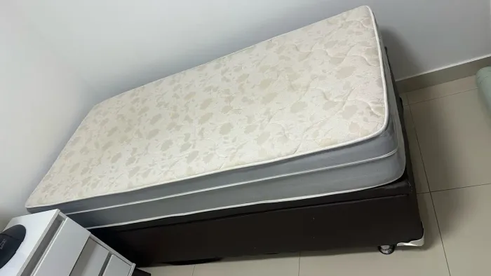 Cama solteiro