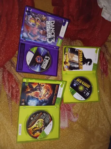 LOTE 3 JOGOS XBOX 360 ORIGINAL - DRIVER SAN FRANCISCO, MORTAL KOMBAT E DANCE CENTRAL 3