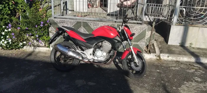 Honda CB300 R$ 5.500