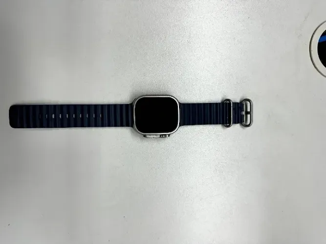 Vendo Apple Watch Ultra 2 (49mm) em Titânio Natural - Usado em excelente estado