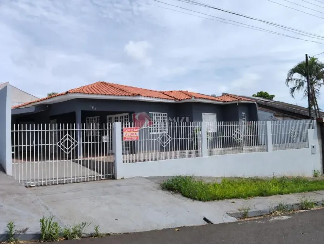 Casa para alugar em Maringá, Jardim Montreal, com 3 quartos, com 99.9 m²