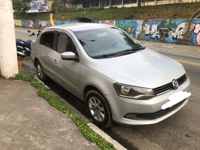 Volkswagen Voyage 1.0/1.0 City MI Total Flex 8V 4P 2013
